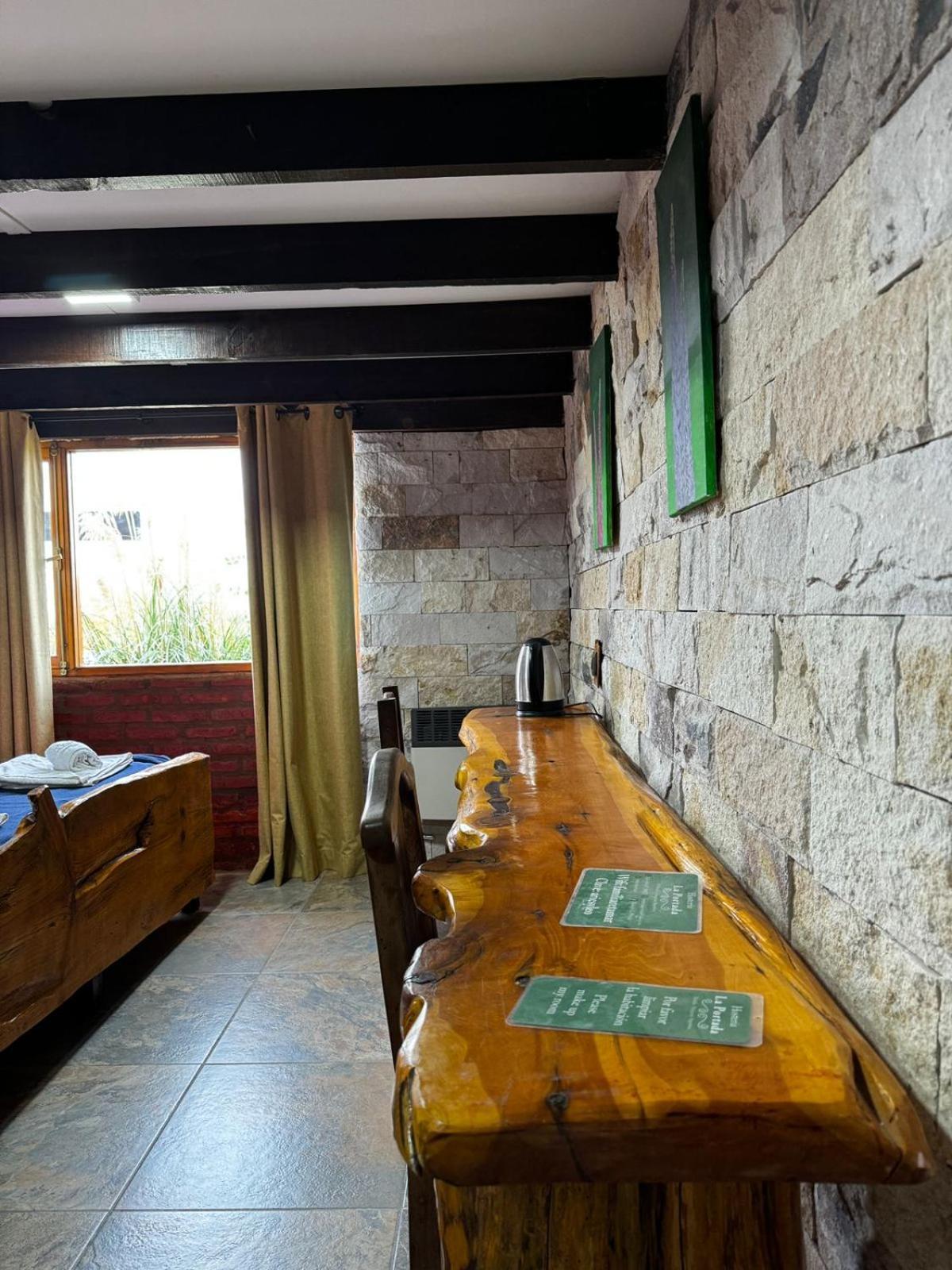 Hosteria La Portada Trevelín Bagian luar foto